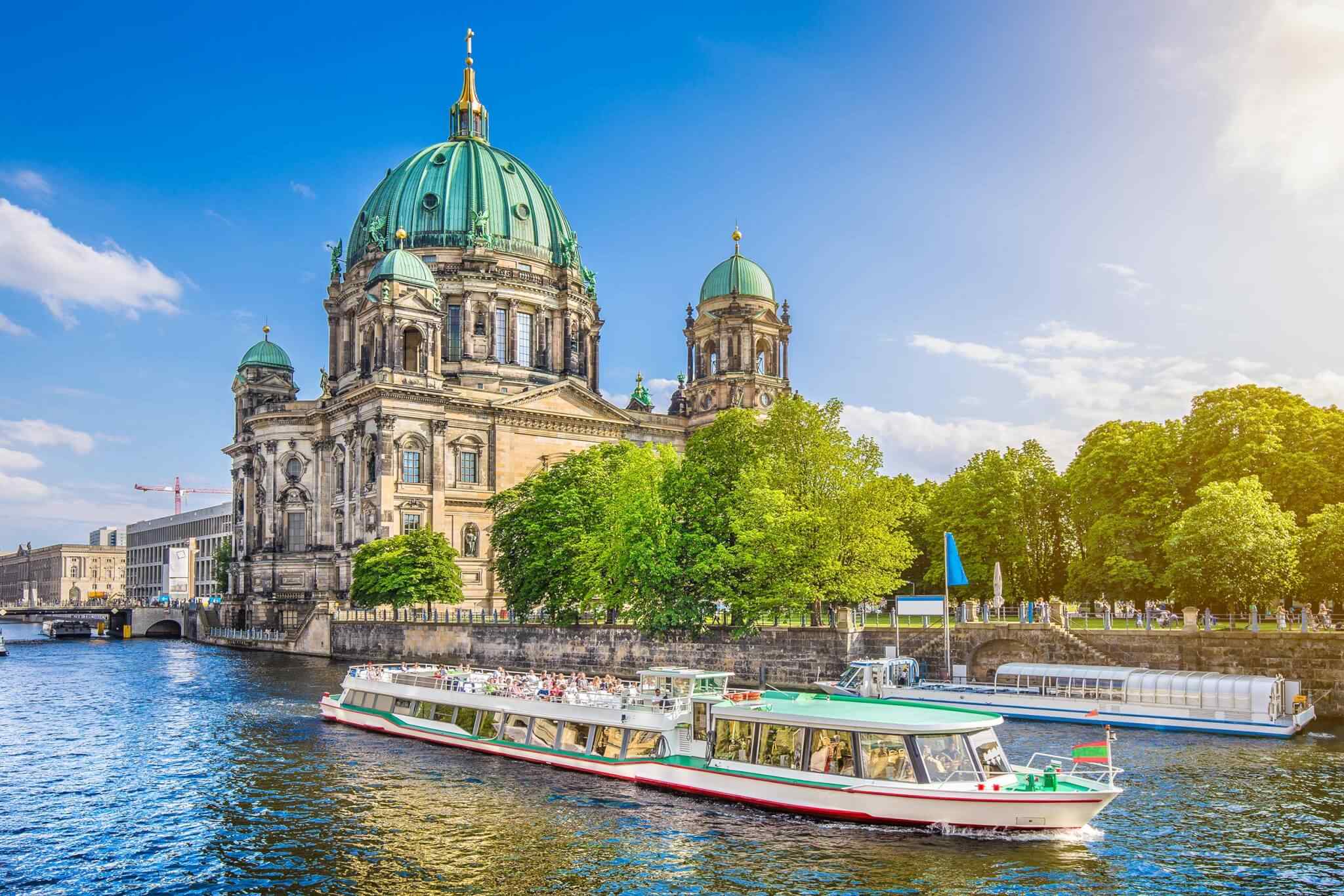 https://hatab.bw/wp-content/uploads/2018/09/destination-berlin-02.jpg